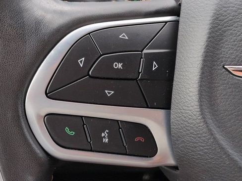Used 2021 Chrysler Pacifica Pinnacle AWD/4WD image 25