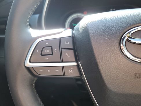 Certified 2026 Toyota Highlander XSE AWD/4WD image 23