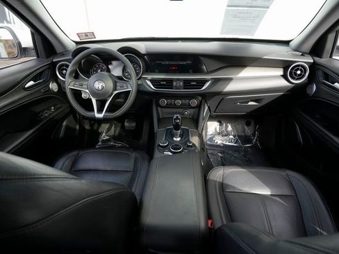 Used 2019 Alfa Romeo Stelvio Ti image 45