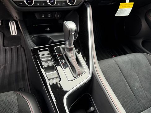 Certified 2025 Acura ADX A-Spec image 25