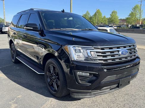 Used 2020 Ford Expedition XLT w/ Equipment Group 202A image 3