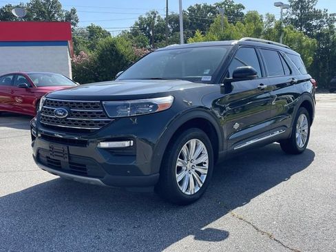 Used 2022 Ford Explorer King Ranch w/ Premium Technology Package AWD/4WD image 3