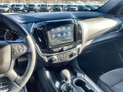 Used 2023 Chevrolet Traverse LT w/ LPO, Floor Liner Package image 19