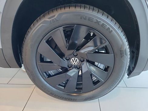 New 2026 Volkswagen Atlas Cross Sport SE image 20