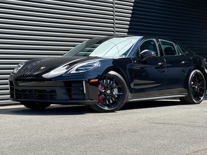 New 2025 Porsche Panamera 4S