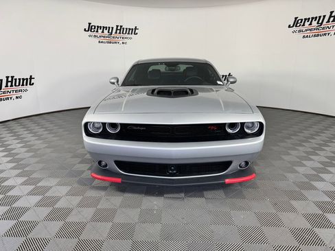 Used 2023 Dodge Challenger R/T w/ Plus Package image 6