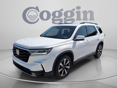 Certified 2025 Honda Pilot Touring