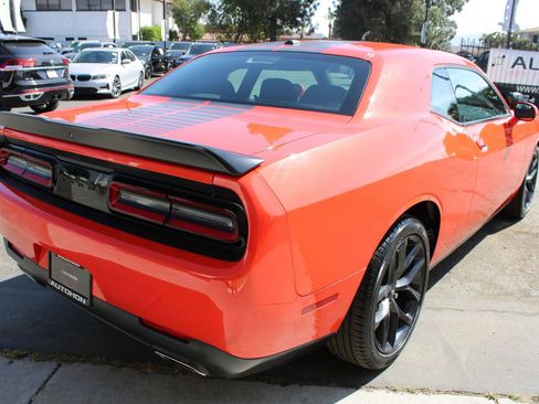 Used 2022 Dodge Challenger SXT w/ Blacktop Package image 30