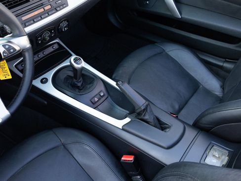 Used 2007 BMW Z4 3.0si image 28