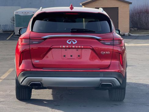 Used 2019 INFINITI QX50 Essential w/ Sensory Package image 6