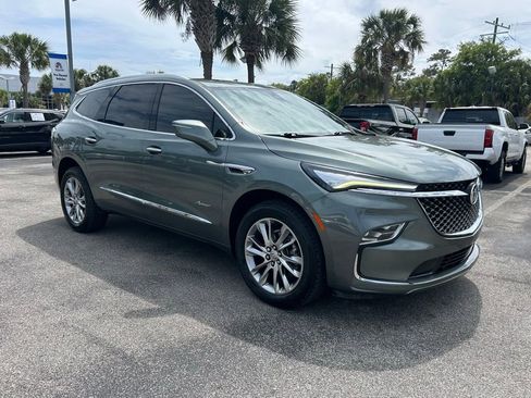 Used 2023 Buick Enclave Avenir w/ Avenir Technology Package image 9