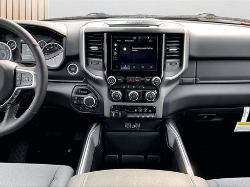 New 2026 RAM 1500 Big Horn AWD/4WD image 12