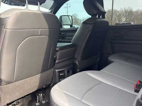 Used 2025 RAM 3500 Tradesman w/ Chrome Appearance Group image 25