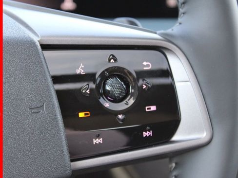 New 2025 Nissan Murano SL image 23