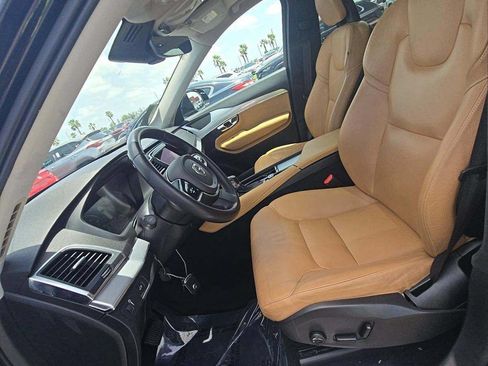 Used 2016 Volvo XC90 T6 Momentum w/ Protection Package Plus AWD/4WD image 4