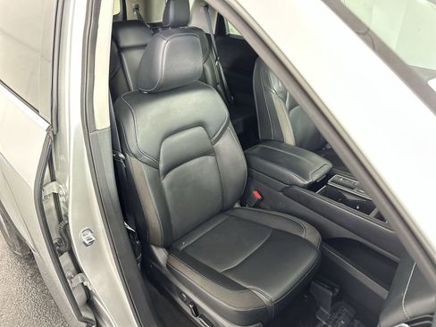 Used 2023 Nissan Pathfinder SL w/ Cargo Package image 27