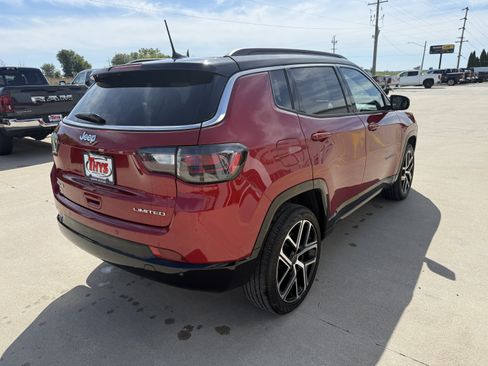 Used 2025 Jeep Compass Limited w/ Elite Group AWD/4WD image 37