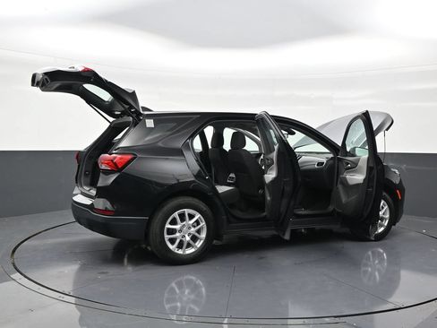 Used 2024 Chevrolet Equinox LS w/ Driver Confidence II Package FWD image 25