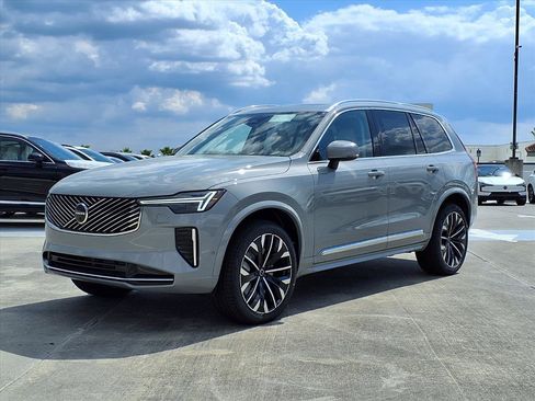 New 2026 Volvo XC90 B6 Ultra AWD/4WD image 3