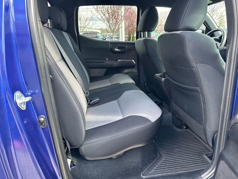 Certified 2023 Toyota Tacoma TRD Off-Road w/ Technology Package AWD/4WD image 15
