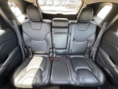 Used 2017 Jeep Cherokee Limited AWD/4WD image 15
