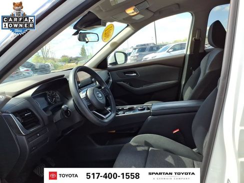 Used 2021 Nissan Rogue SV AWD/4WD image 11