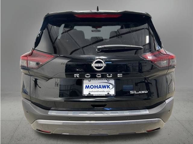 Used 2023 Nissan Rogue SL AWD/4WD image 4
