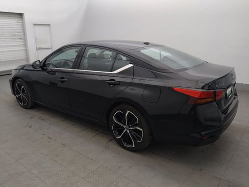 Used 2025 Nissan Altima 2.5 SR FWD image 3