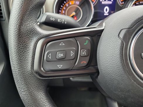 Used 2018 Jeep Wrangler Unlimited Sport image 25