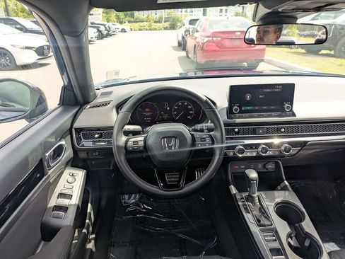 Used 2025 Honda Civic Sport image 14