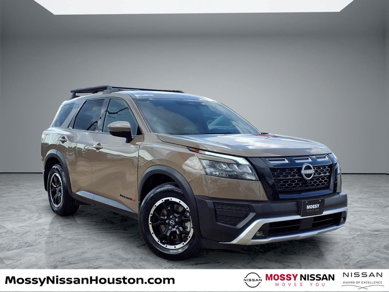 Used 2024 Nissan Pathfinder Rock Creek AWD/4WD image 1