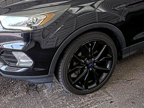 Used 2017 Ford Escape Titanium FWD image 15
