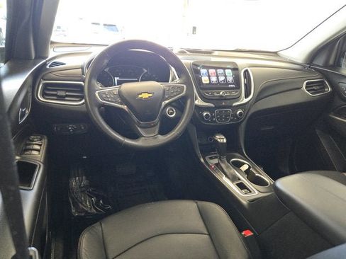 Used 2018 Chevrolet Equinox Premier AWD/4WD image 17