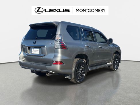 Used 2023 Lexus GX 460 Premium image 3