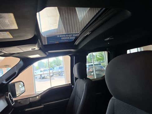 Used 2016 Ford F150 XLT w/ Equipment Group 302A Luxury AWD/4WD image 20
