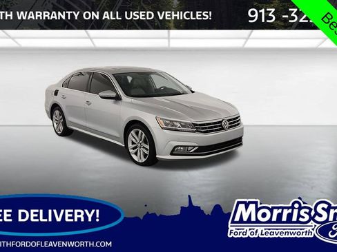 Used 2017 Volkswagen Passat 1.8T SE FWD image 1