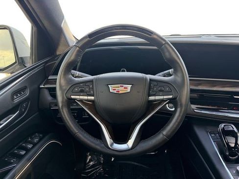 Used 2024 Cadillac Escalade Sport Platinum w/ LPO, ONYX Package AWD/4WD image 13
