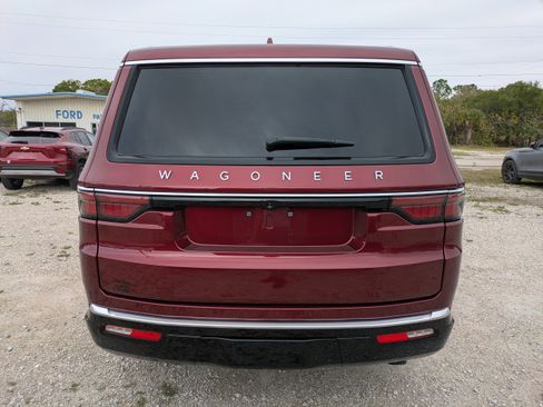 Used 2023 Jeep Wagoneer 2WD w/ Convenience Group I image 5