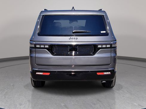 New 2026 Jeep Grand Wagoneer 2WD image 6