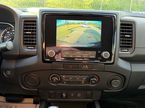 Used 2022 Nissan Frontier S w/ Technology Package RWD image 19