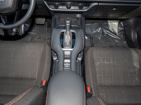 Certified 2023 Honda HR-V Sport image 24