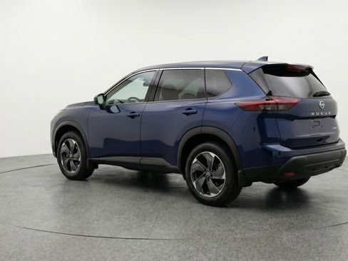 Used 2025 Nissan Rogue SV FWD image 6