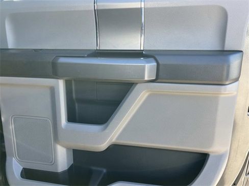 Used 2019 Ford F150 XLT w/ Equipment Group 302A Luxury image 19