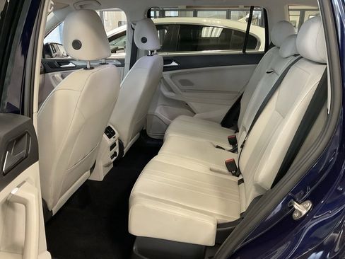 Used 2023 Volkswagen Tiguan SE image 21