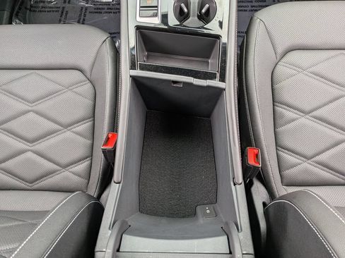 Used 2026 Volkswagen Atlas SE AWD/4WD image 33