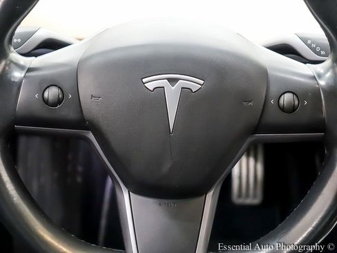 Used 2019 Tesla Model 3 Long Range image 19