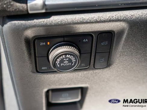 Used 2025 Ford Expedition Tremor AWD/4WD image 22