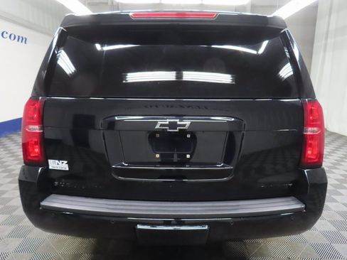 Used 2019 Chevrolet Suburban Premier image 32