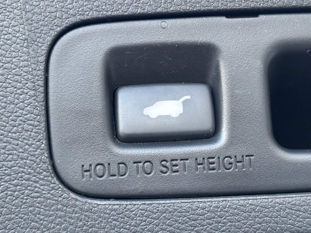 Used 2019 Honda CR-V Touring image 7
