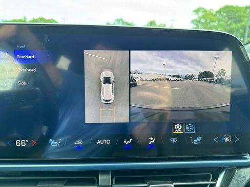 Used 2026 Chevrolet Equinox EV LT AWD/4WD image 37